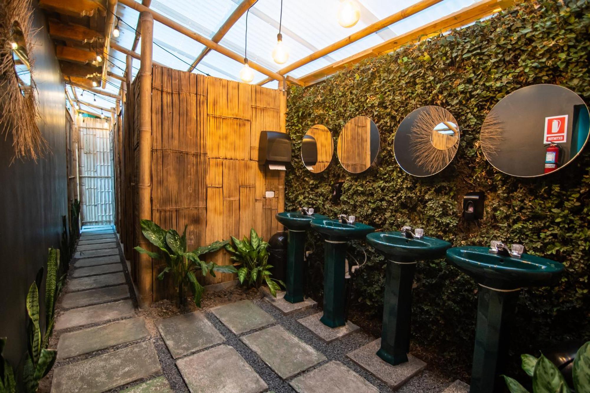 Yes Please! Hostel Antigua ภายนอก รูปภาพ