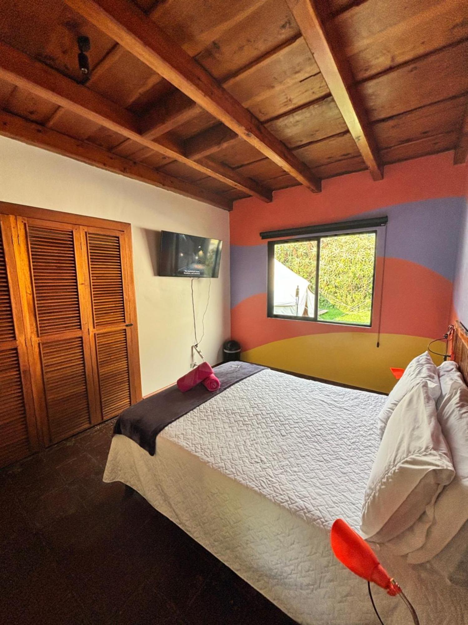 Yes Please! Hostel Antigua ภายนอก รูปภาพ