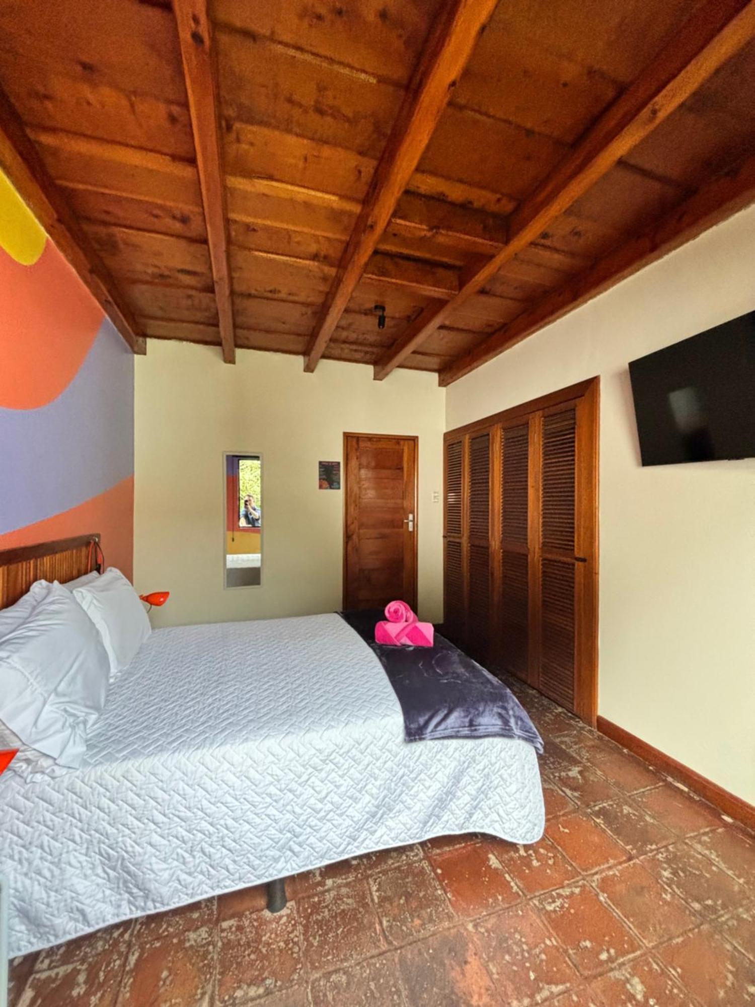 Yes Please! Hostel Antigua ภายนอก รูปภาพ